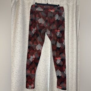 LuLaRoe Tall & Curvy Heart Leggings